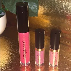 ❣️3 lip gloss 1 Smashbox and 2 TARTE ❣️💁🏼‍♀️